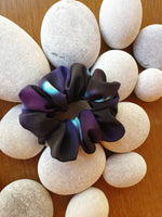 Load image into Gallery viewer, 100% SILK Handmade blue medium hair scrunchy
