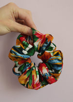 Load image into Gallery viewer, Handmade colorful linen hair scrunchy
