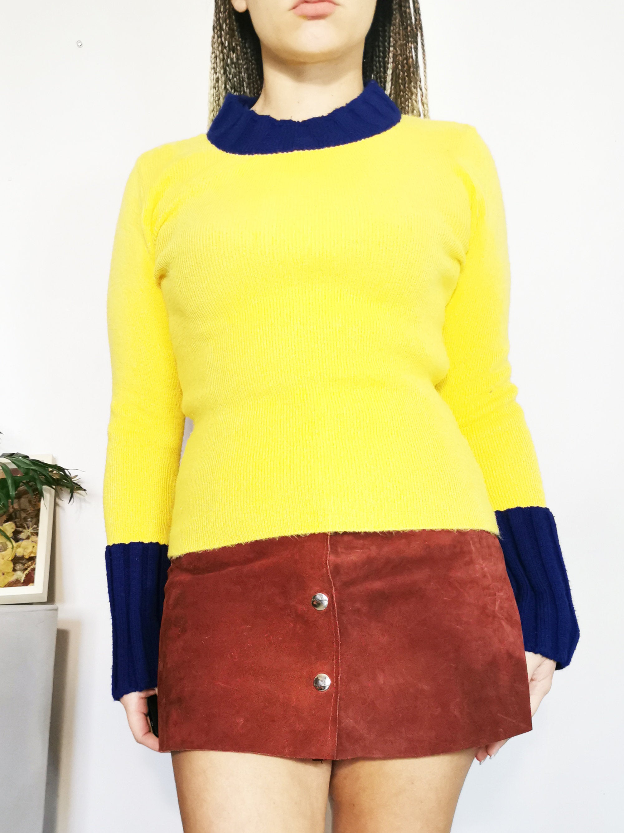 Vintage 80s minimalist color block yellow blue knitted top