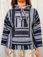 Load image into Gallery viewer, Vintage  70s striped Ethnic oversize knitted jumper hood
