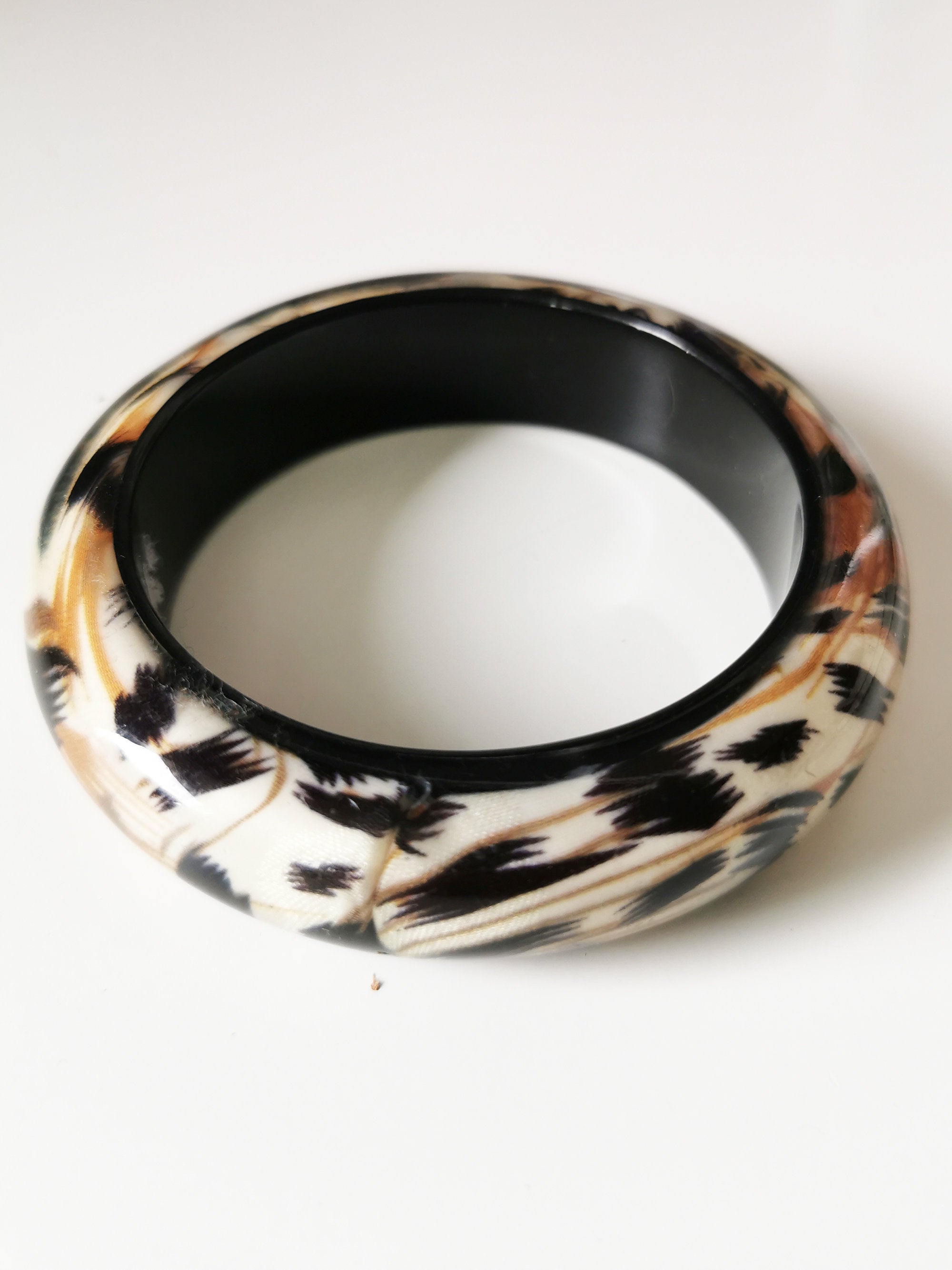 Vintage 80s plastic abstract animal print round bracelet