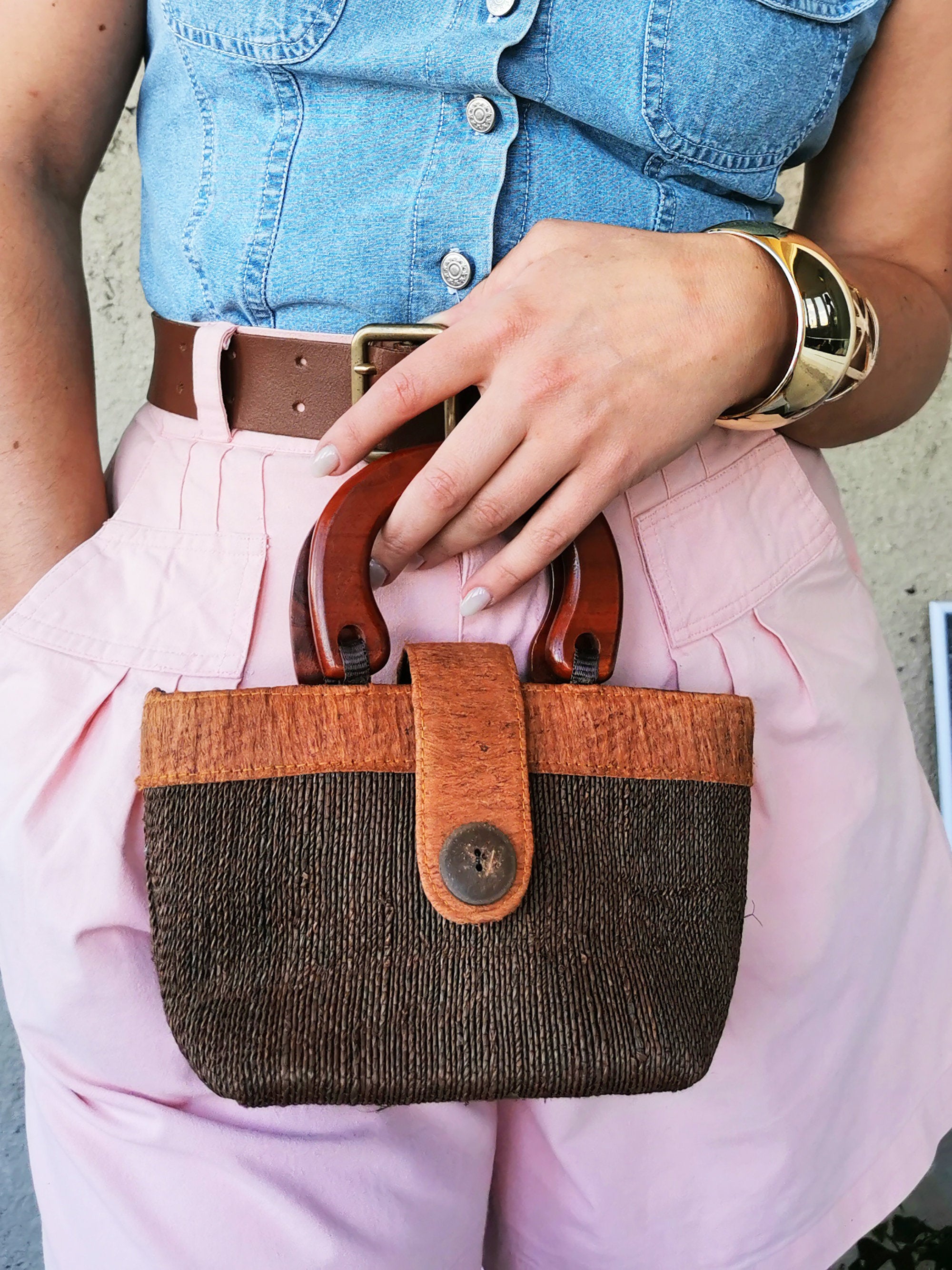 Vintage 70s small brown straw weave handbag