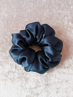 Load image into Gallery viewer, Handmade 4 pieces navy blue hair scrunchies &amp; Headband set
