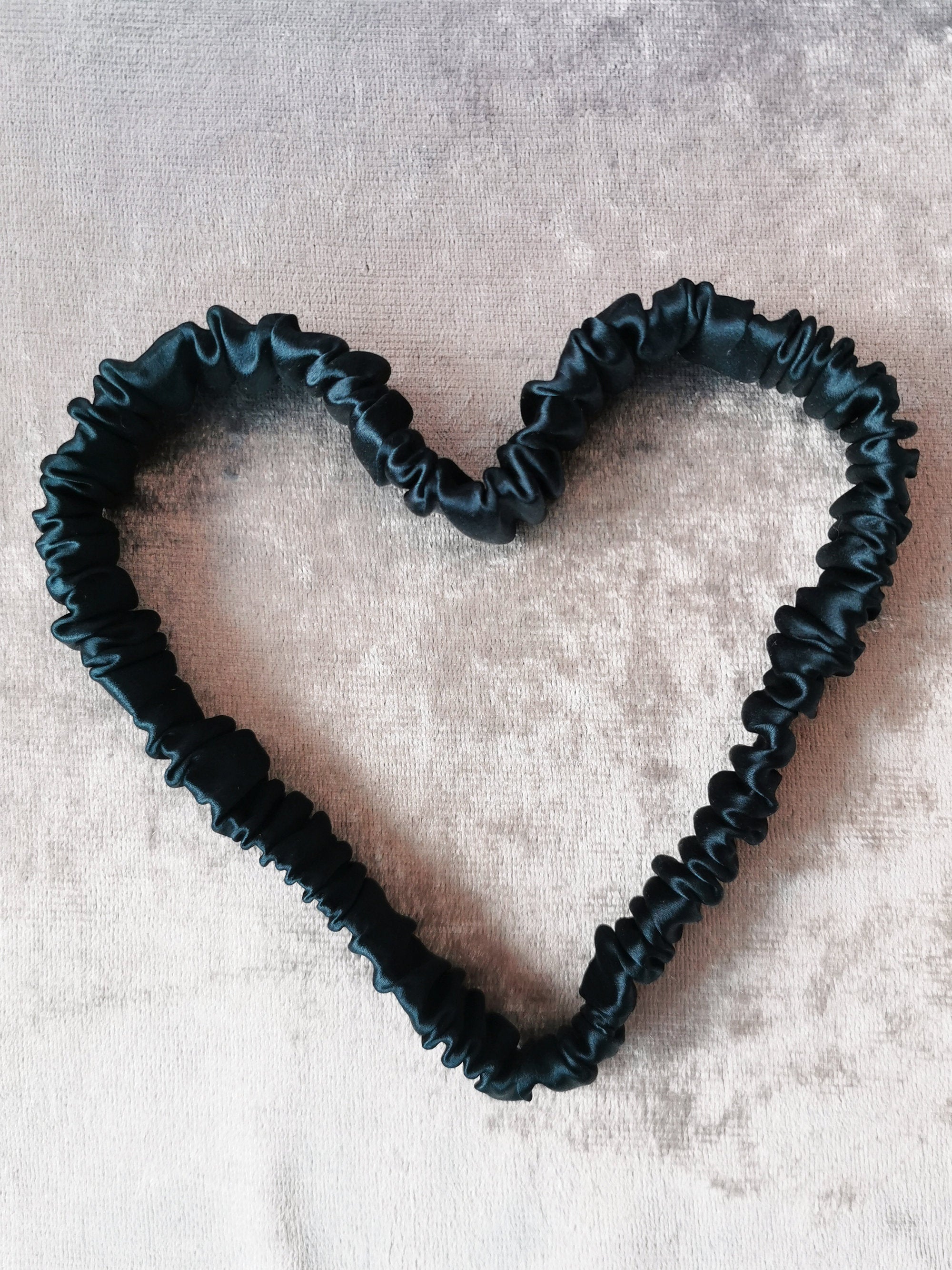 Handmade 2 pieces navy blue hair scrunchy & Headband set