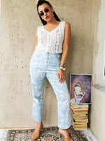 Load image into Gallery viewer, Vintage 90s Vintage high waist blue floral print jeans pants
