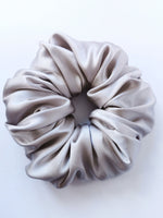 Load image into Gallery viewer, Handmade 100% Silk 2 pieces silver metal hair scrunchy &amp; Headband set
