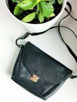 Load image into Gallery viewer, Vintage 80s retro small navy blue crossbody side bag
