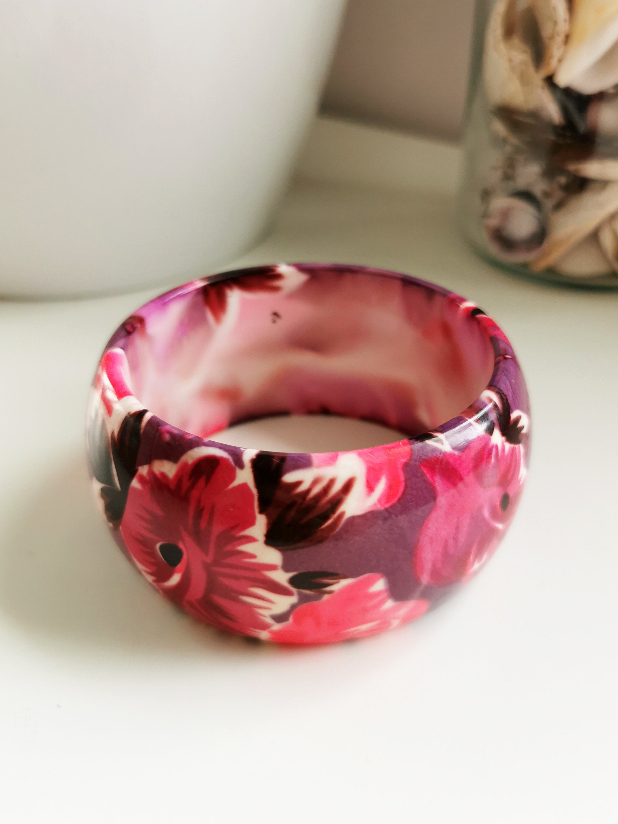 90s vintage plastic floral print round purple bracelet