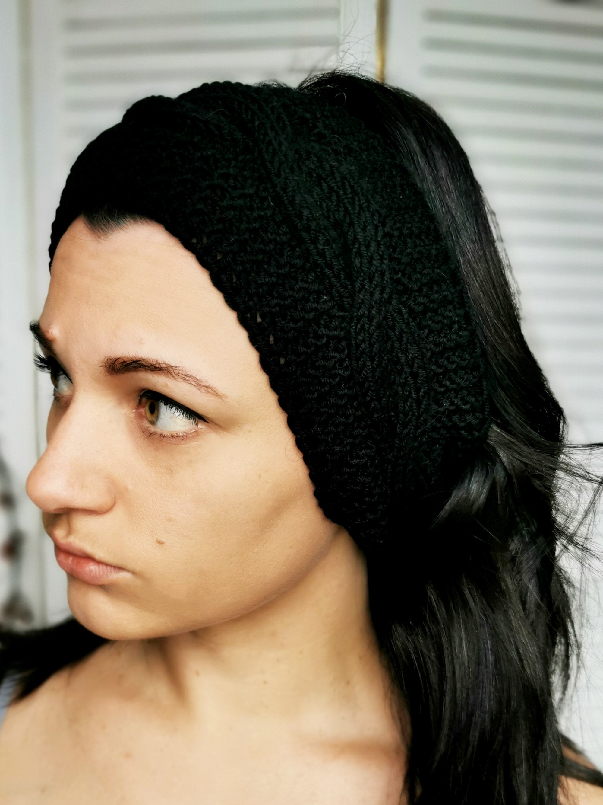 Merino wool handmade knitted winter headband in black