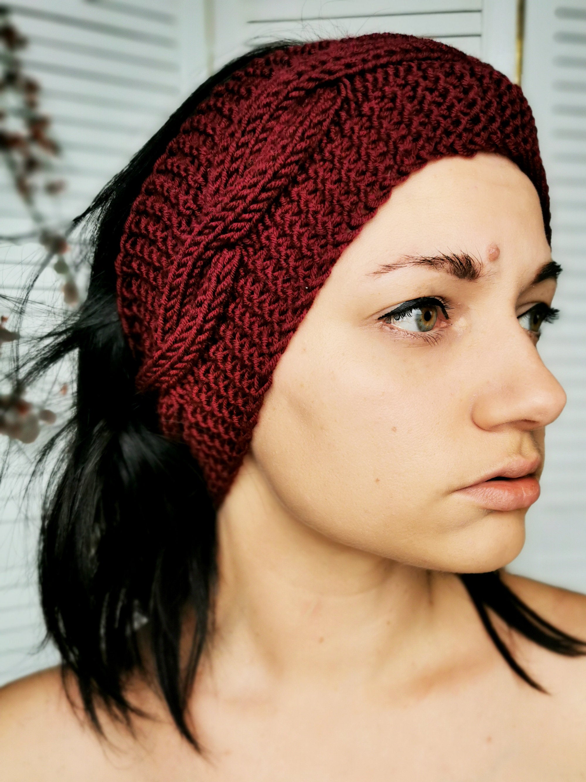 Merino wool handmade knitted winter headband in burgundy