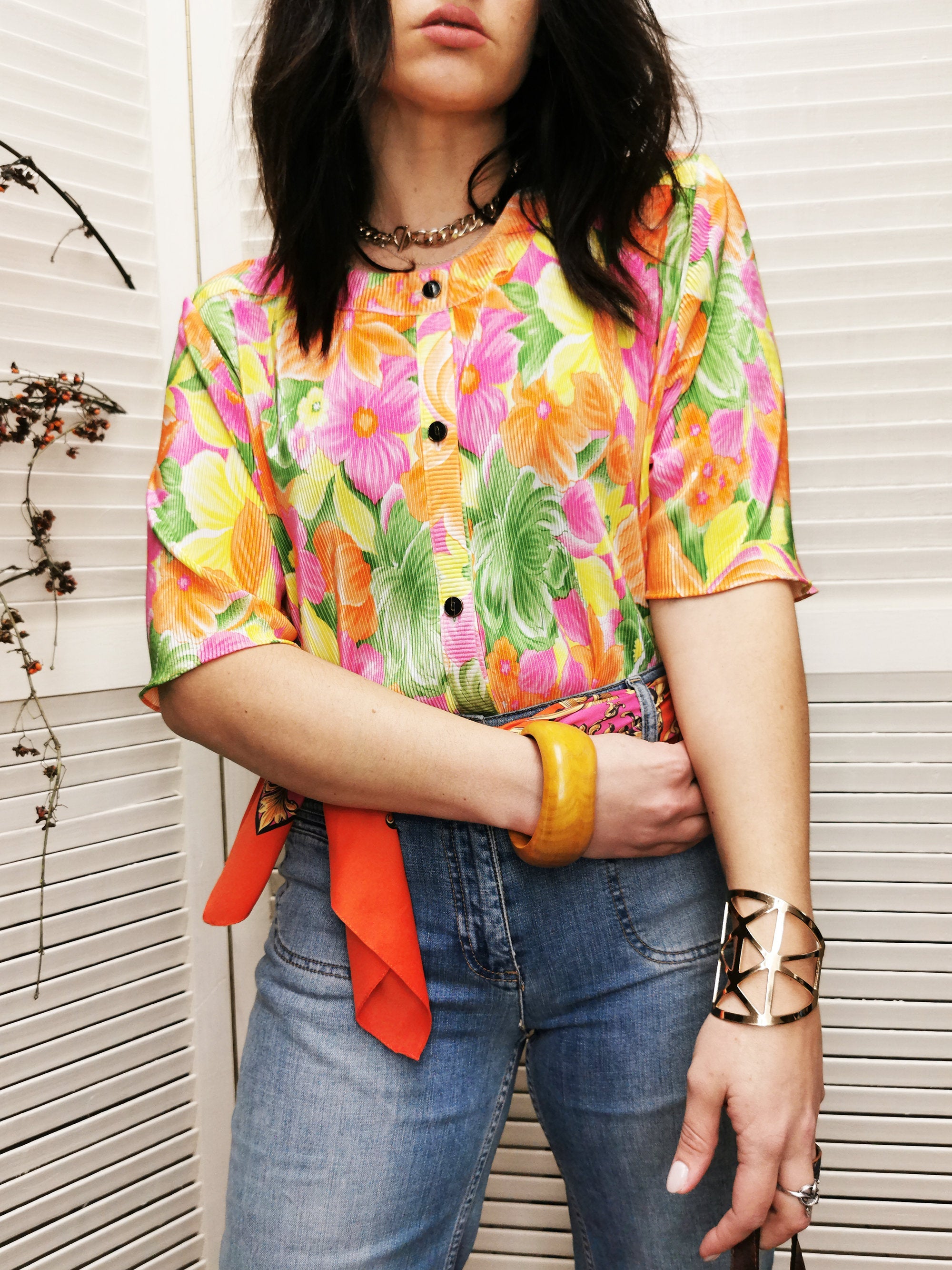 Vintage 80s colorful floral print short sleeve blouse top