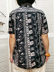 Vintage 90s abstract print oversized unisex shirt blouse