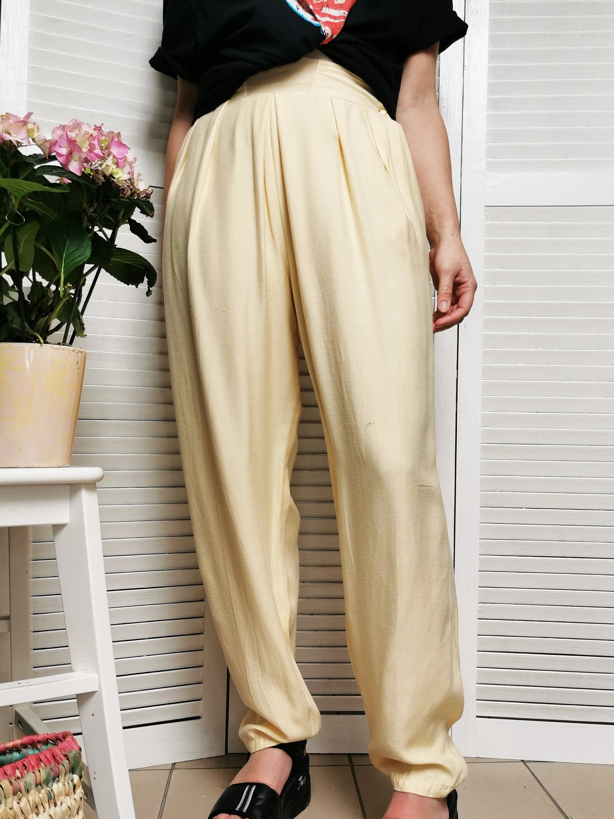 Vintage 80s yellow high waist casual summer pants