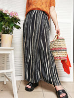 Load image into Gallery viewer, Vintage 90s black stripes print summer maxi skirt
