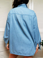 Load image into Gallery viewer, Vintage 90s floral embroidery denim blue oversize shirt
