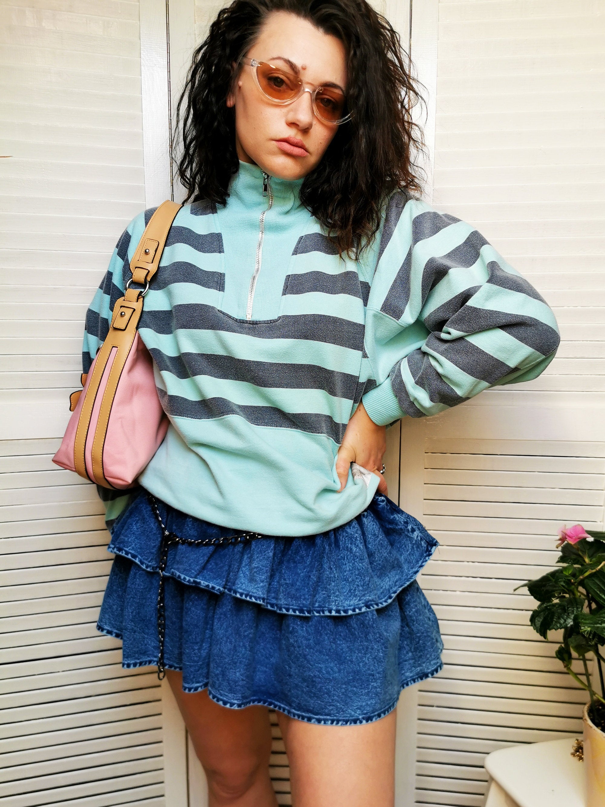 Vintage 90s pastel Menthol green zip collar sweatshirt