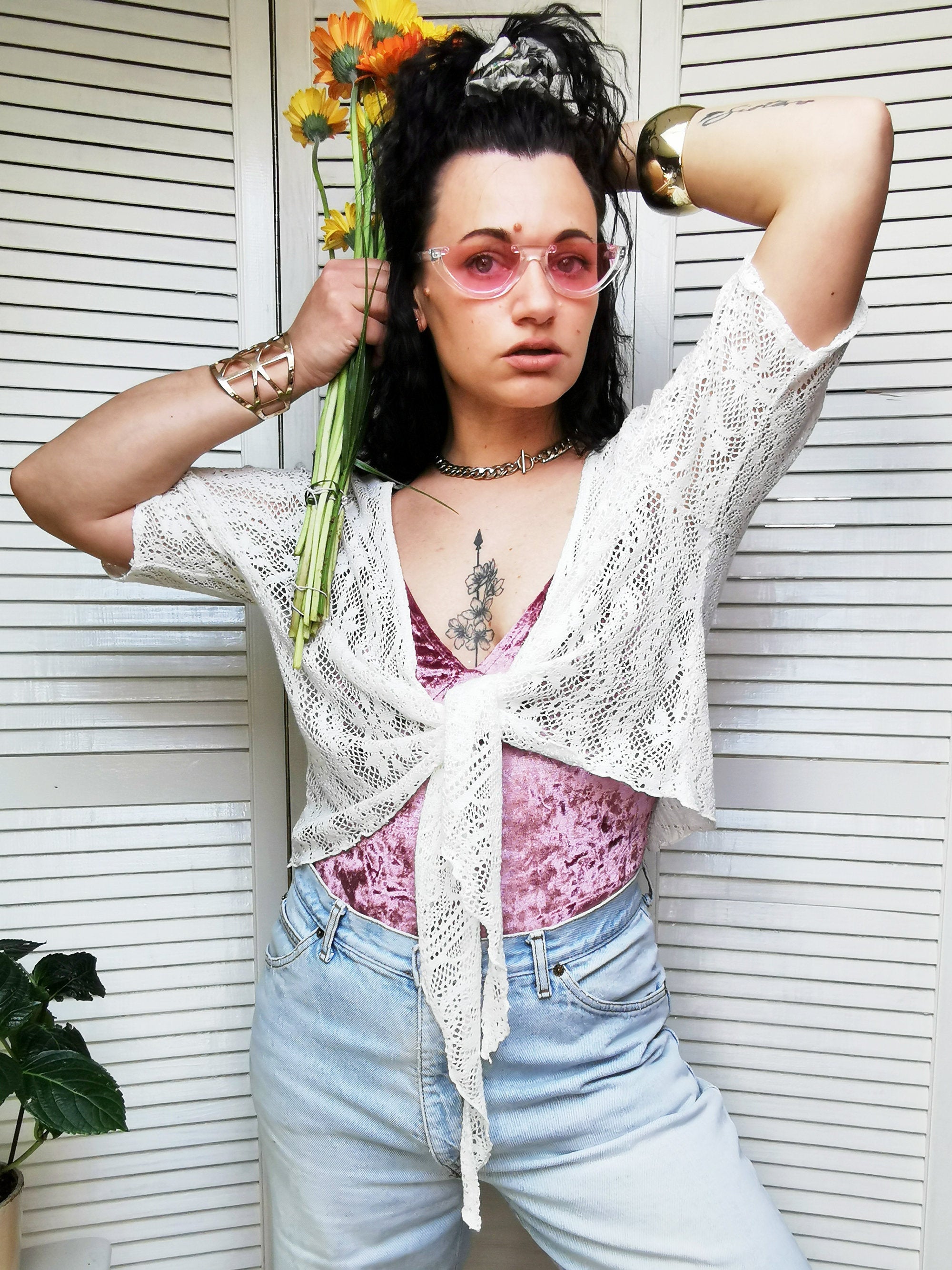 Vintage 90s white sheer knit cropped tie up cardigan top