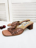 Load image into Gallery viewer, Vintage 90s square toe brown mid heel slippers sandals
