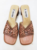 Load image into Gallery viewer, Vintage 90s square toe brown mid heel slippers sandals
