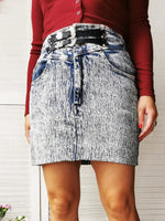 Load image into Gallery viewer, Vintage 90s Kitsch stonewashed denim mini skirt
