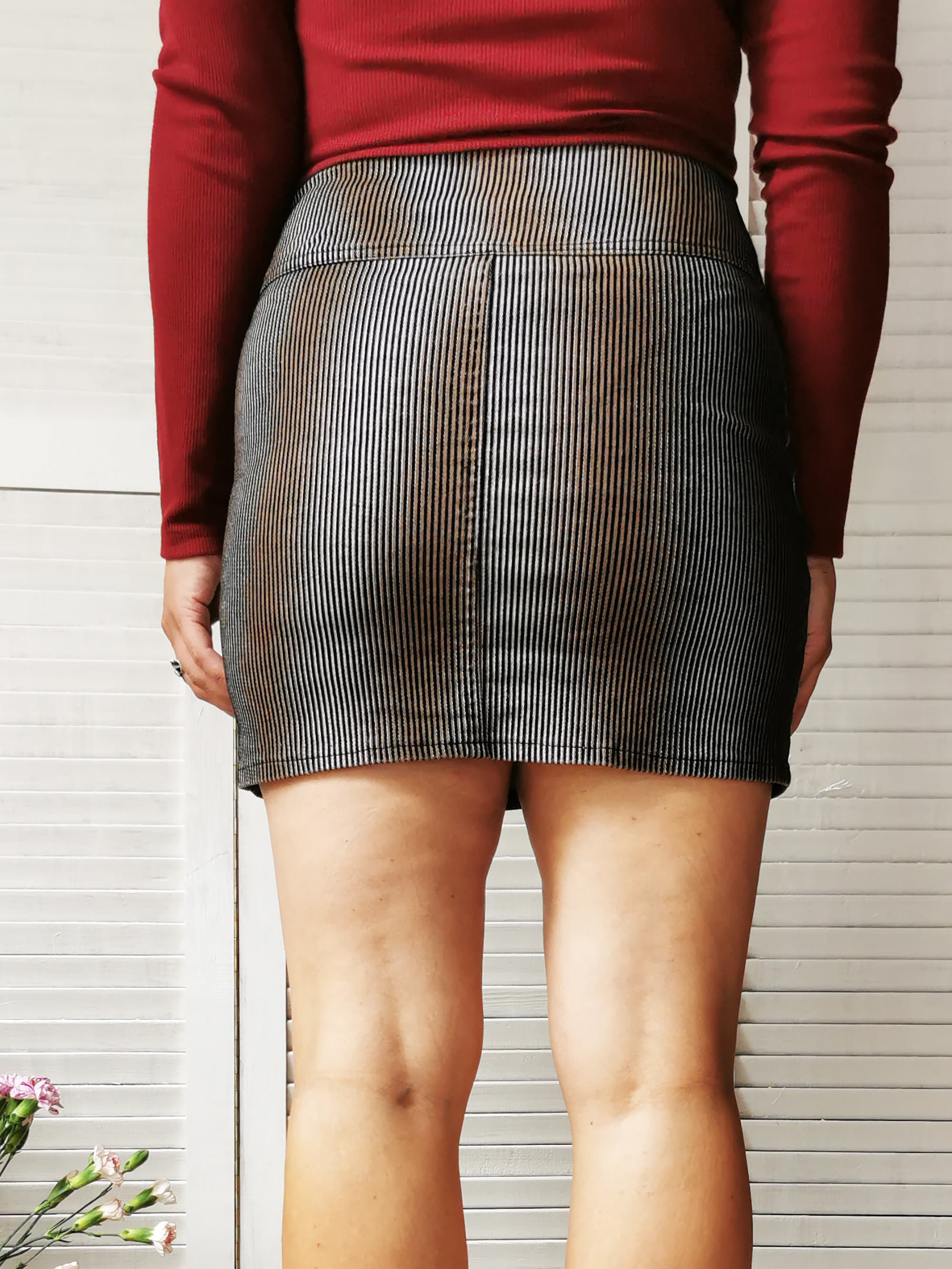 Vintage 90s minimalist striped tight mini skirt