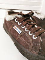 Load image into Gallery viewer, Vintage 90s brown faux fur lined sneakers shoes
