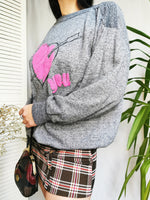 Load image into Gallery viewer, Vintage 90s grey heart print oversized sweatshirt
