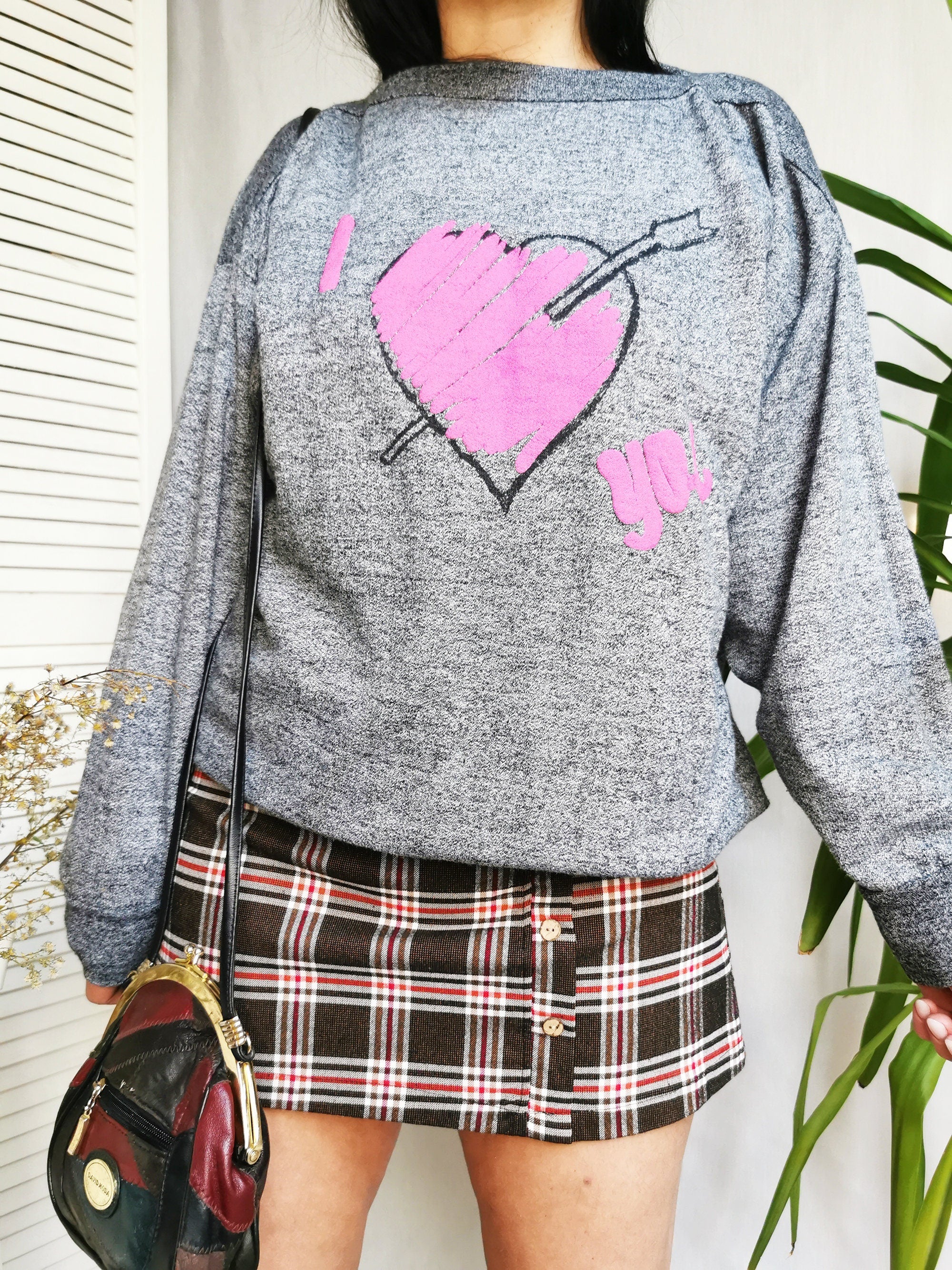 Vintage 90s grey heart print oversized sweatshirt