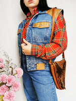 Load image into Gallery viewer, Vintage 90s blue Western denim vest gilet with Sherpa lining
