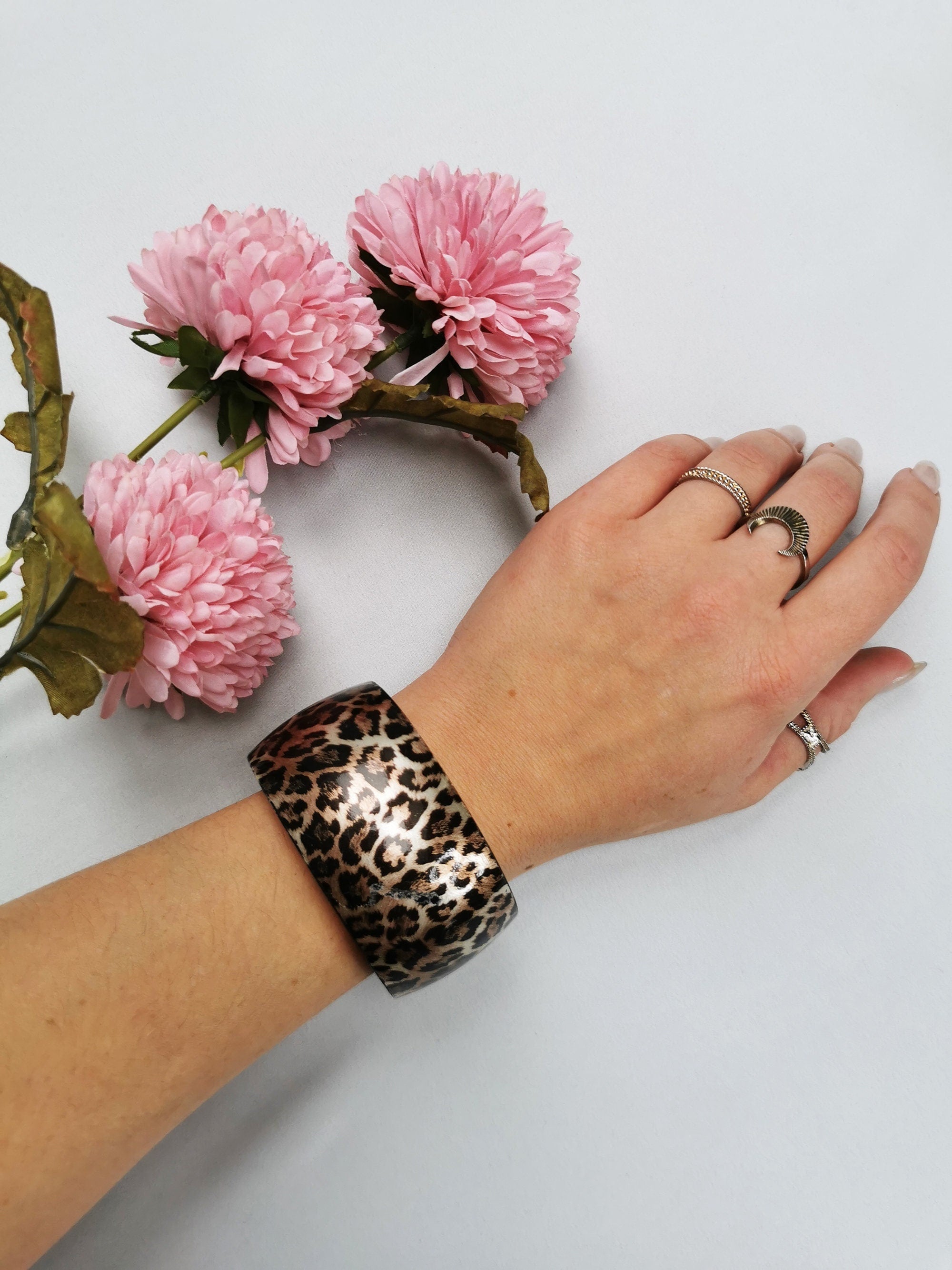 Y2K vintage plastic brown animal print round bracelet