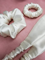 Load image into Gallery viewer, Handmade pearl white Scrunchies &amp; Headband set, 100% silk
