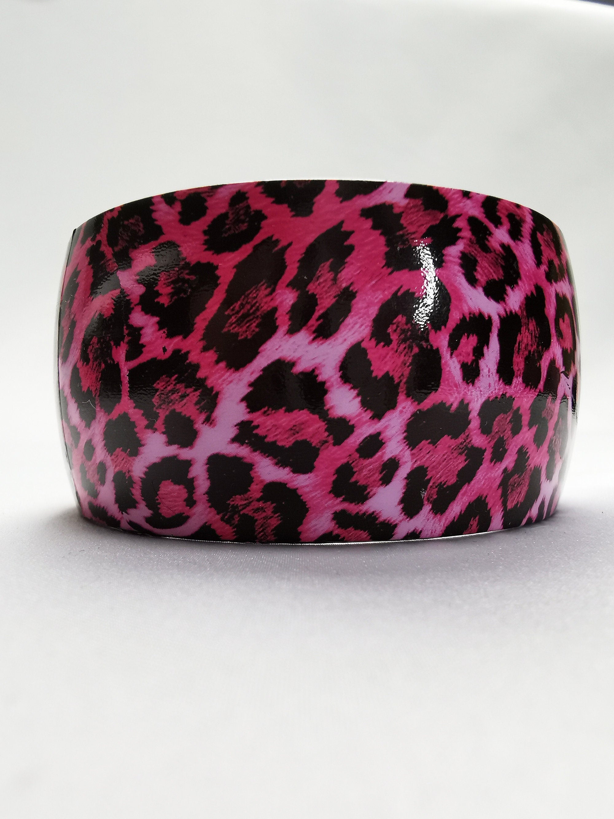 Y2K vintage plastic pink animal print round bracelet