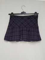 Load image into Gallery viewer, Vintage 00s Y2K checked pleated preppy grunge mini skirt
