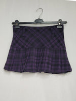 Load image into Gallery viewer, Vintage 00s Y2K checked pleated preppy grunge mini skirt
