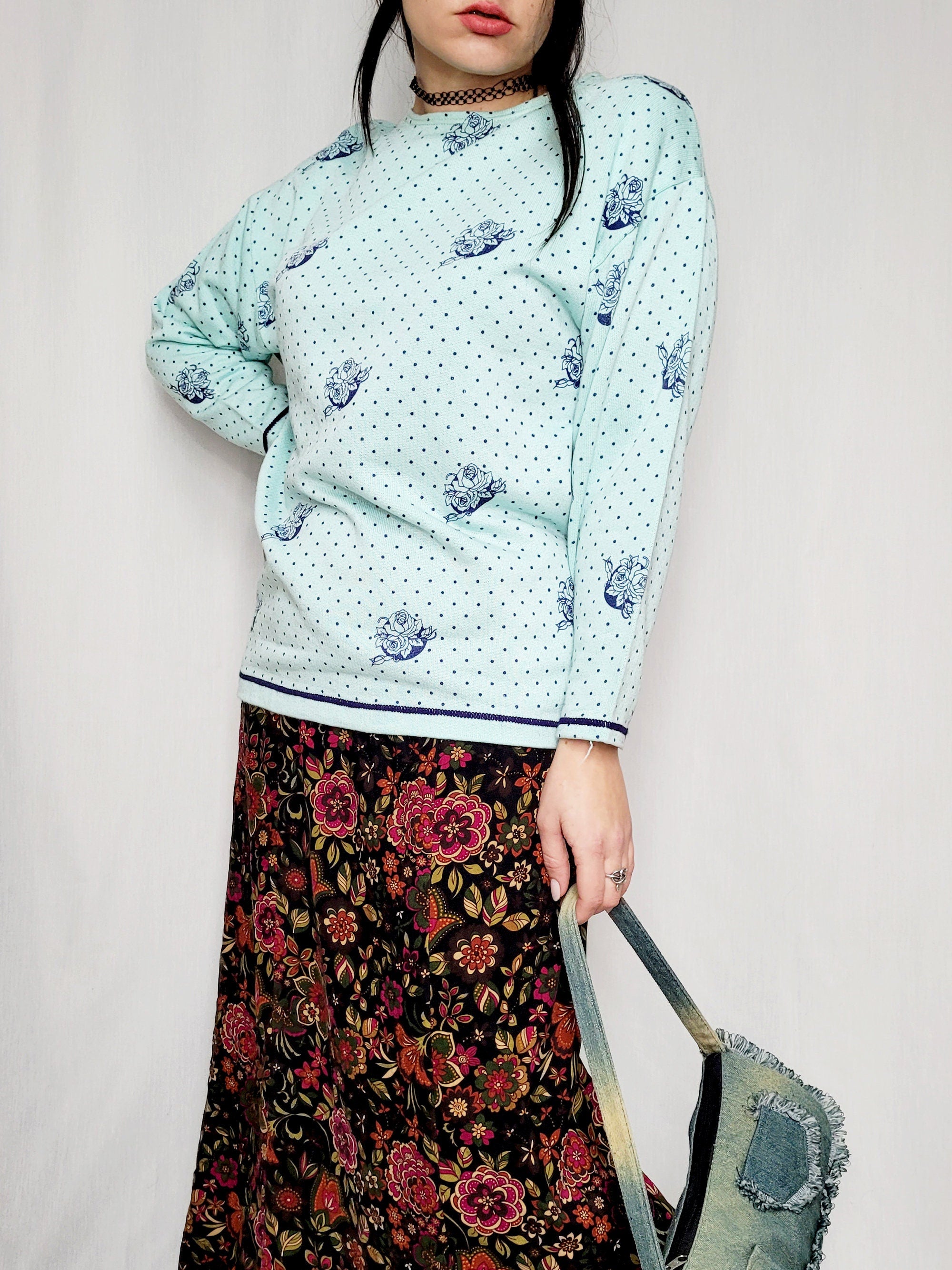 Vintage 90s baby blue polka dot roses print sweatshirt