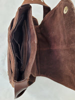 Load image into Gallery viewer, Vintage 90s brown suede Bohemian shoulder bag
