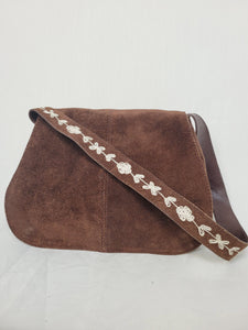 Vintage 90s brown suede Bohemian shoulder bag