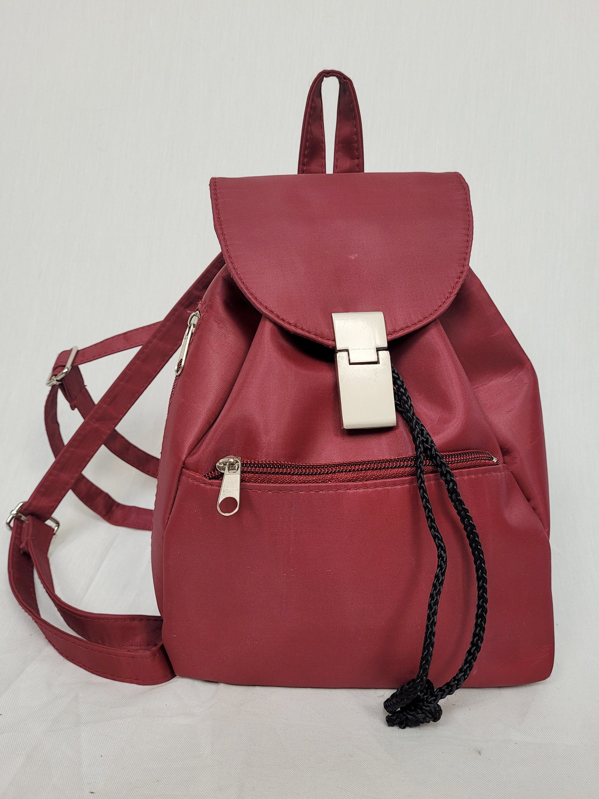 Vintage 00s Y2K vine red small backpack bag