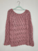 Load image into Gallery viewer, Vintage 90s handmade minimalist crochet pink jumper
