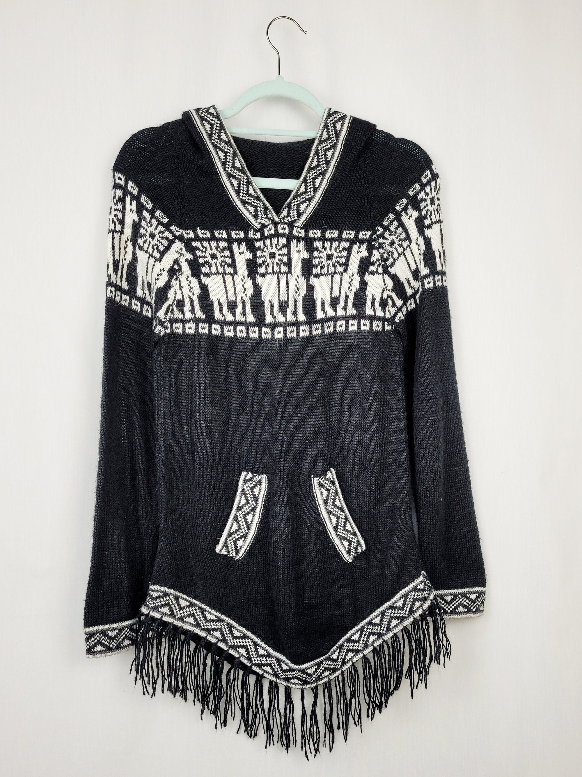 Vintage 90s Folk Boho print fringed knitted jumper top