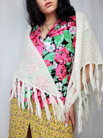 Load image into Gallery viewer, Vintage 80s white knitted triangle large scarf
