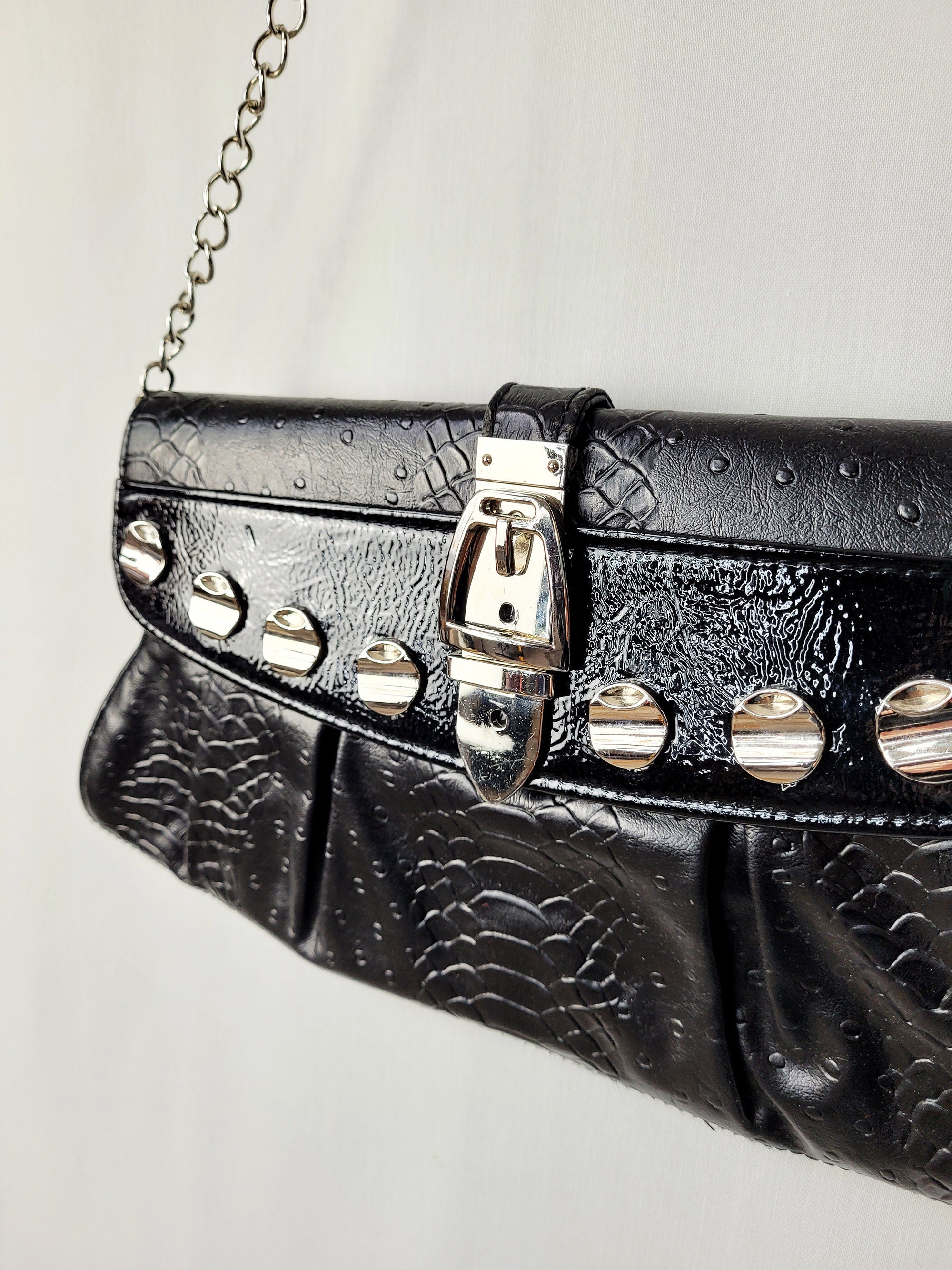 Vintage 00s Y2K black faux leather Kitsch chain shoulder bag