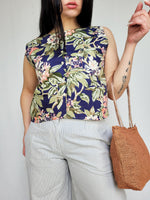 Load image into Gallery viewer, Vintage 90s GAP Flower print minimalist buttons down top blouse
