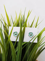 Load image into Gallery viewer, Vintage 00s y2k blue metal flower small stud earrings
