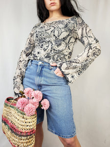 Vintage 90s grey abstract paisley print flare sleeve top