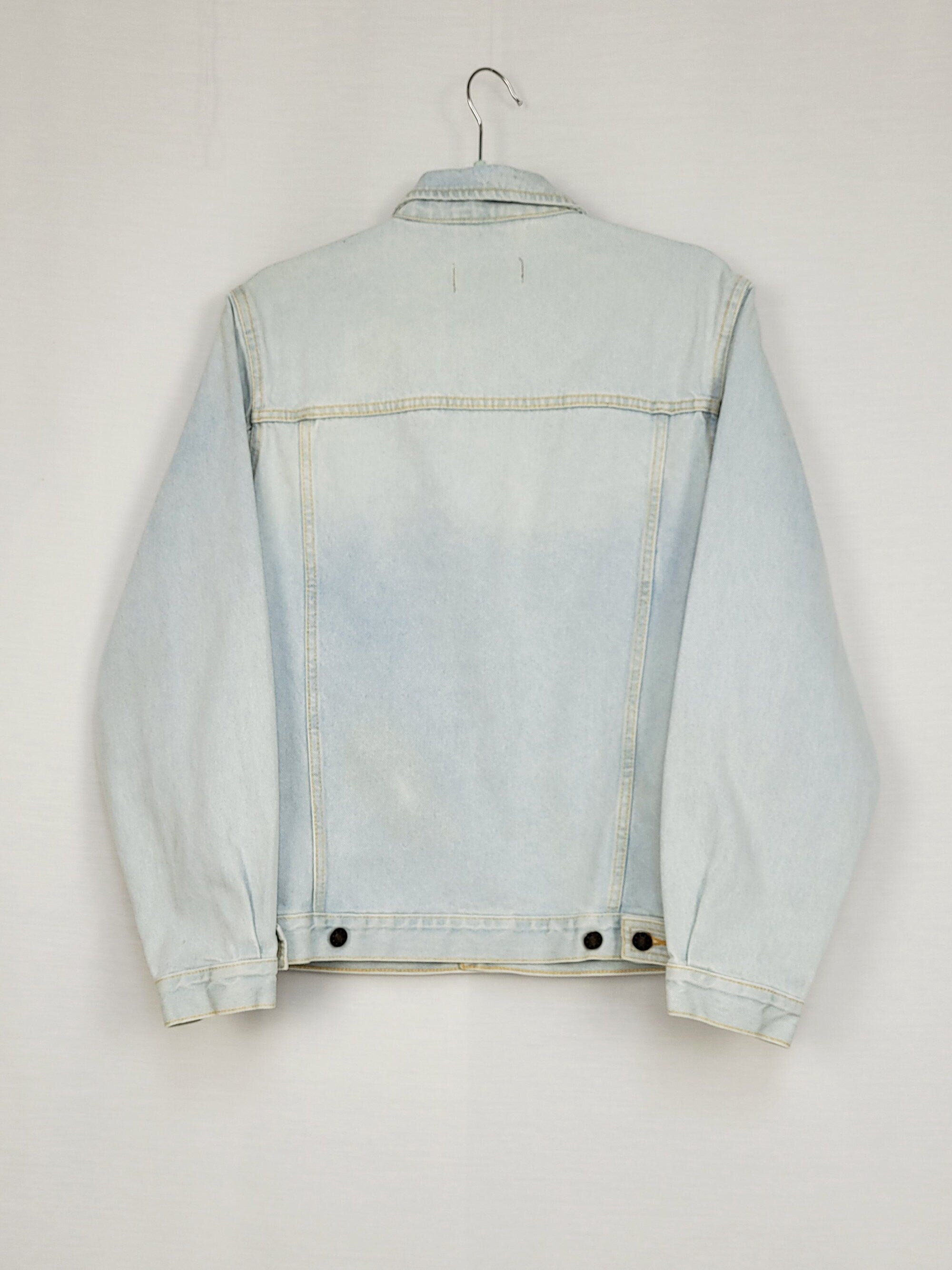 Vintage 90s light blue denim oversized jeans jacket