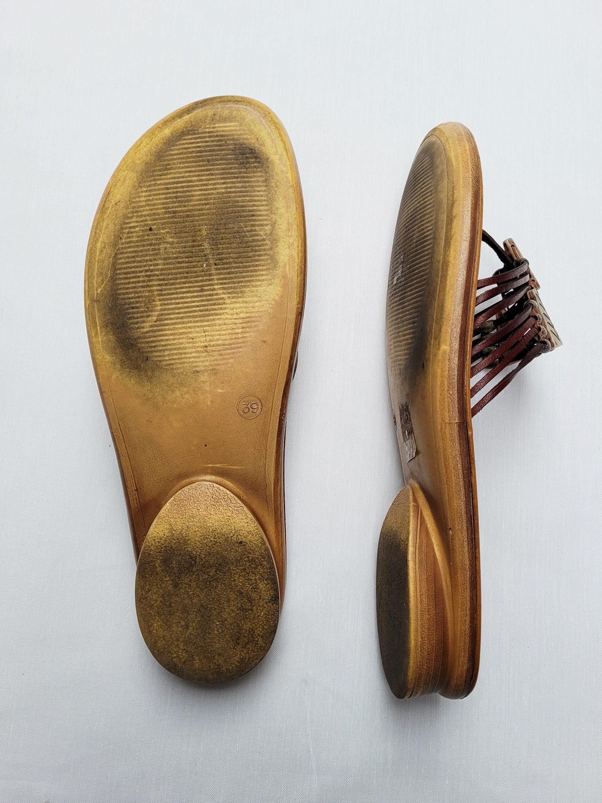 Vintage 90s leather beaded brown split toe slides sandals