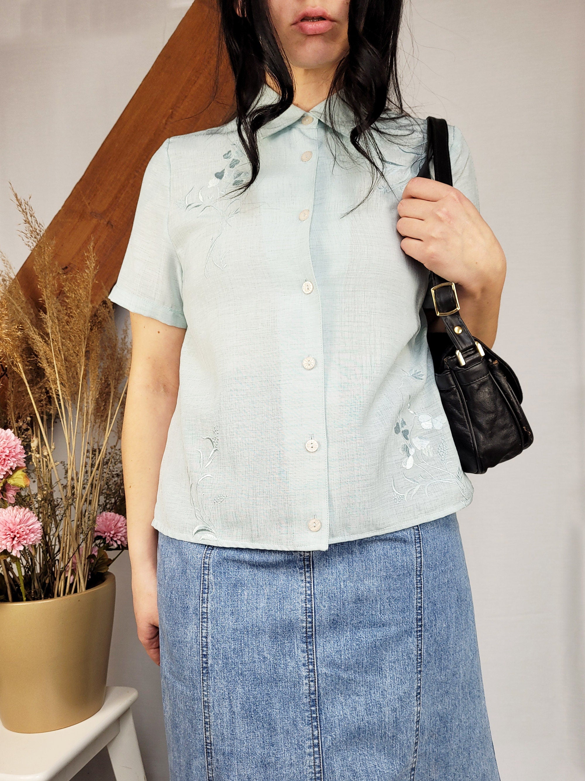 Vintage 90s light blue embroidered summer blouse top