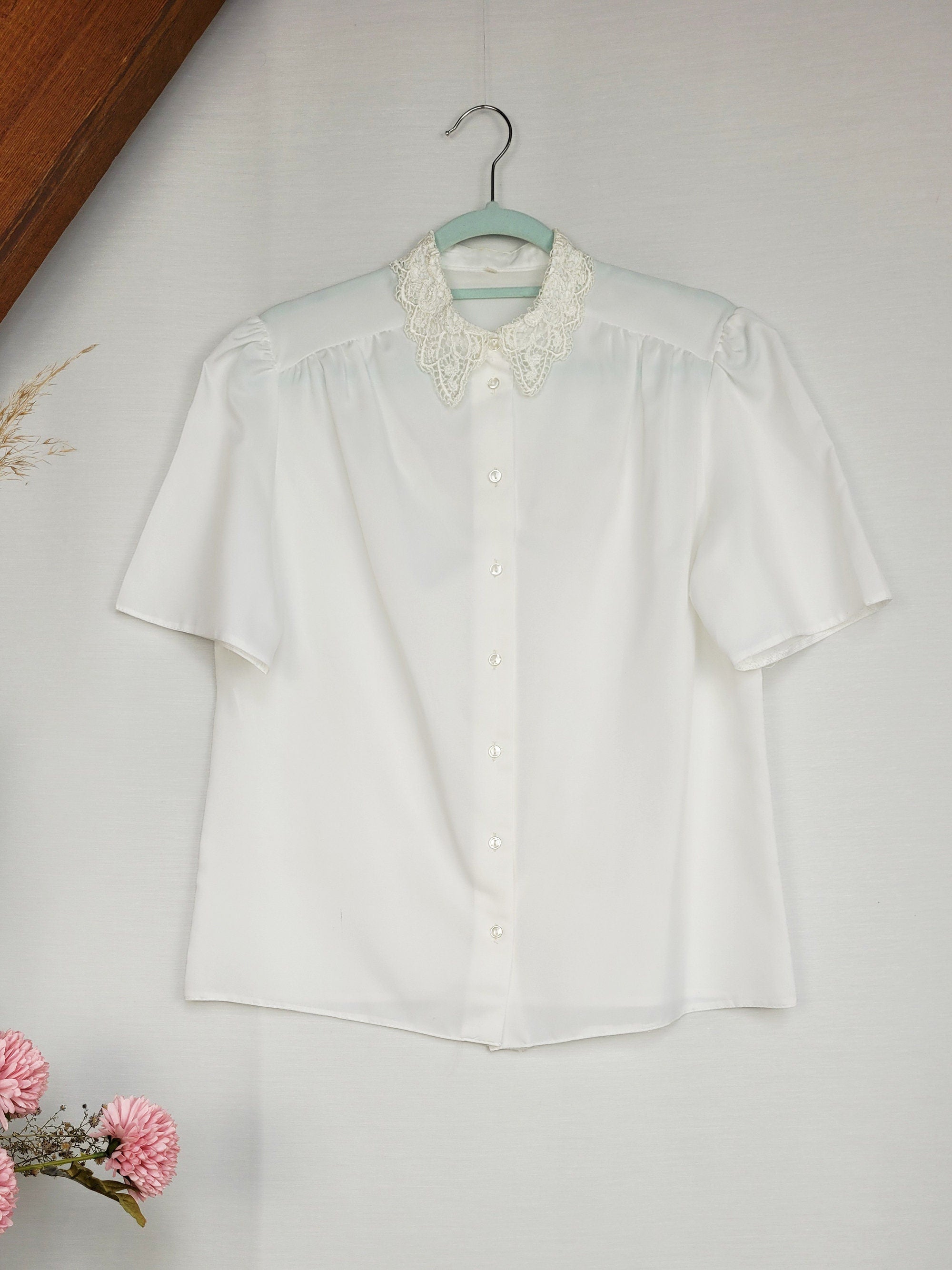 Vintage 80s white lace collar short sleeve blouse top