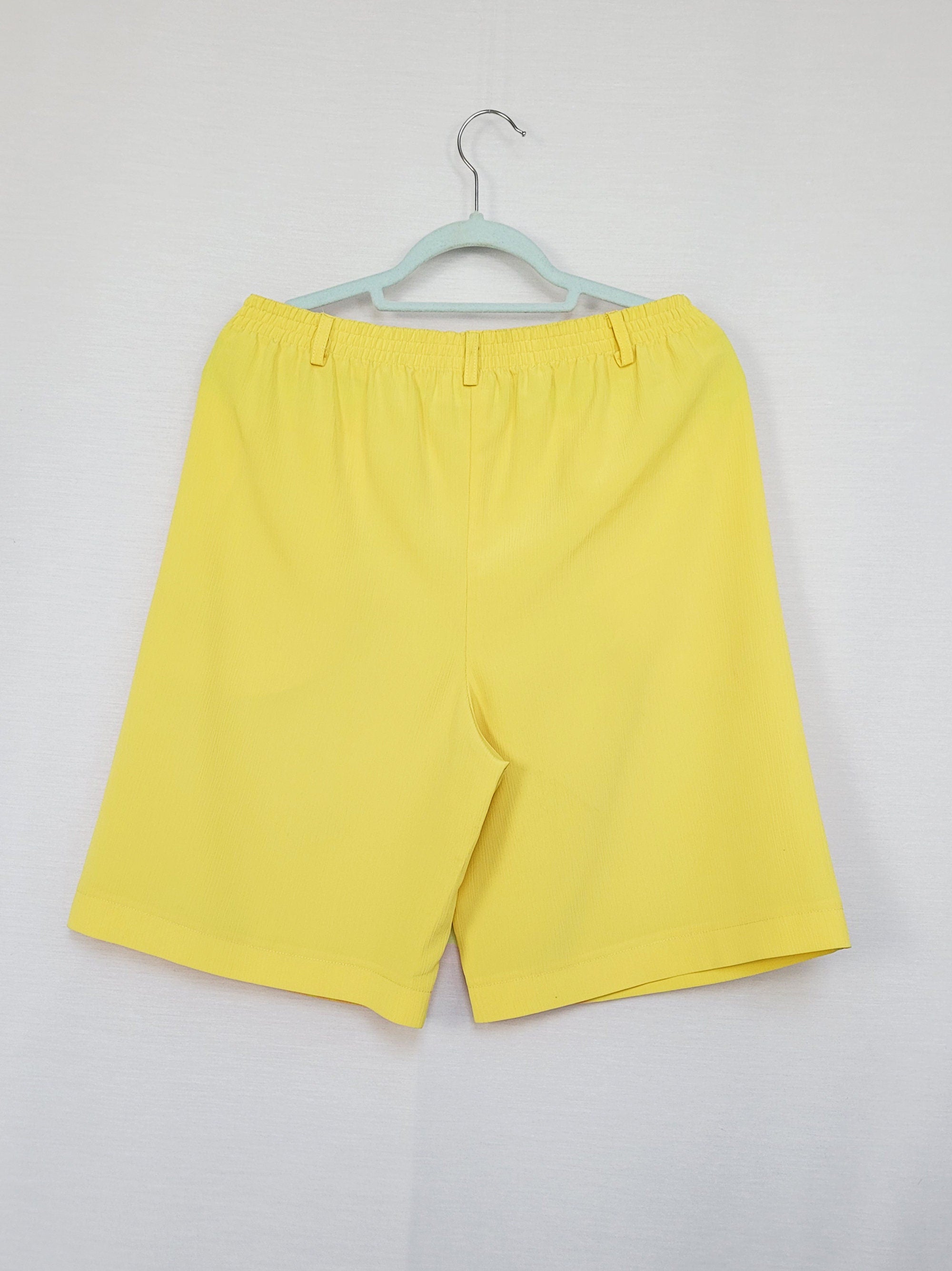 Vintage 90s minimalist yellow wide summer shorts
